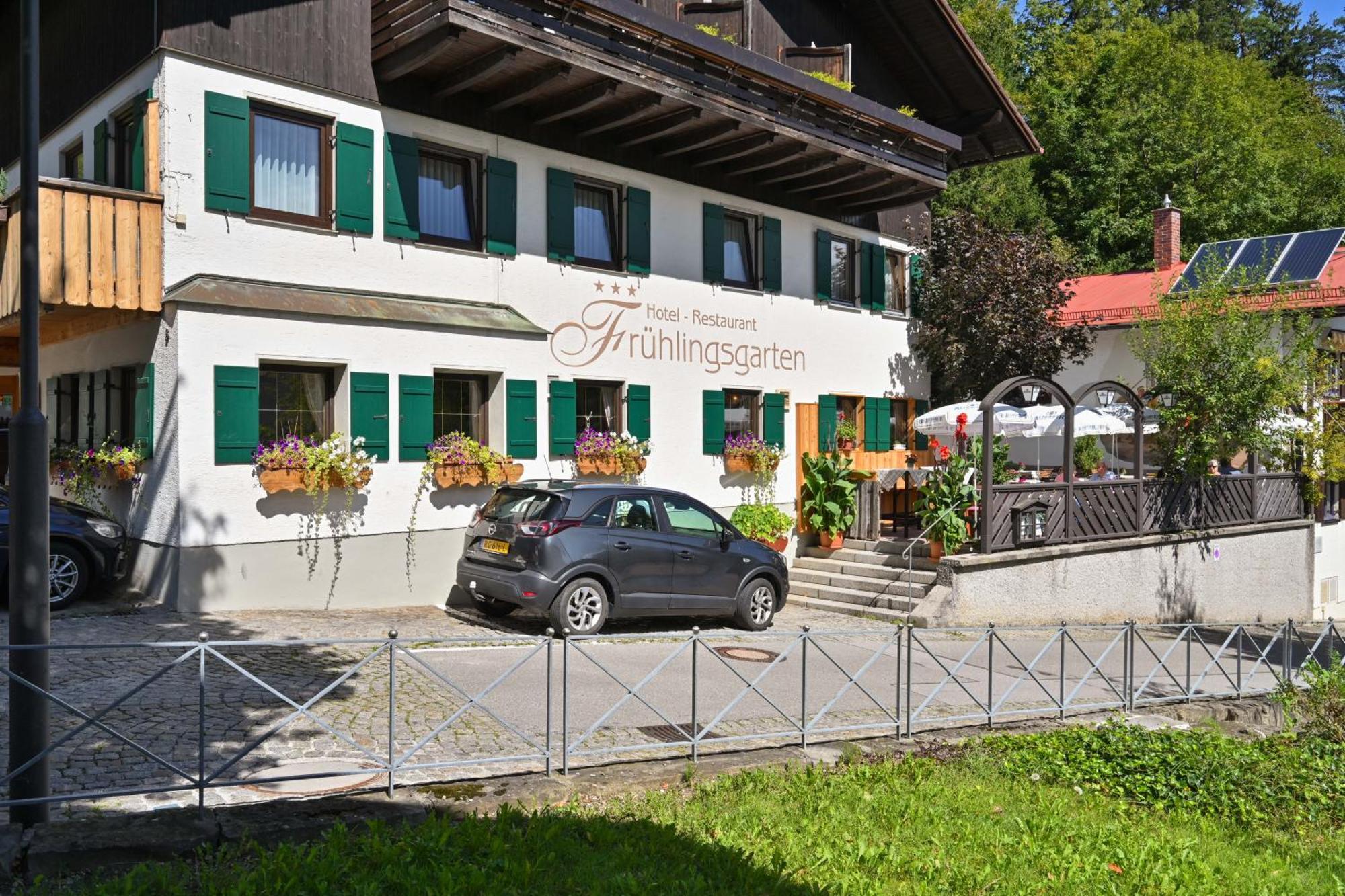 Hotel Restaurant Fruehlingsgarten Fussen Exterior photo